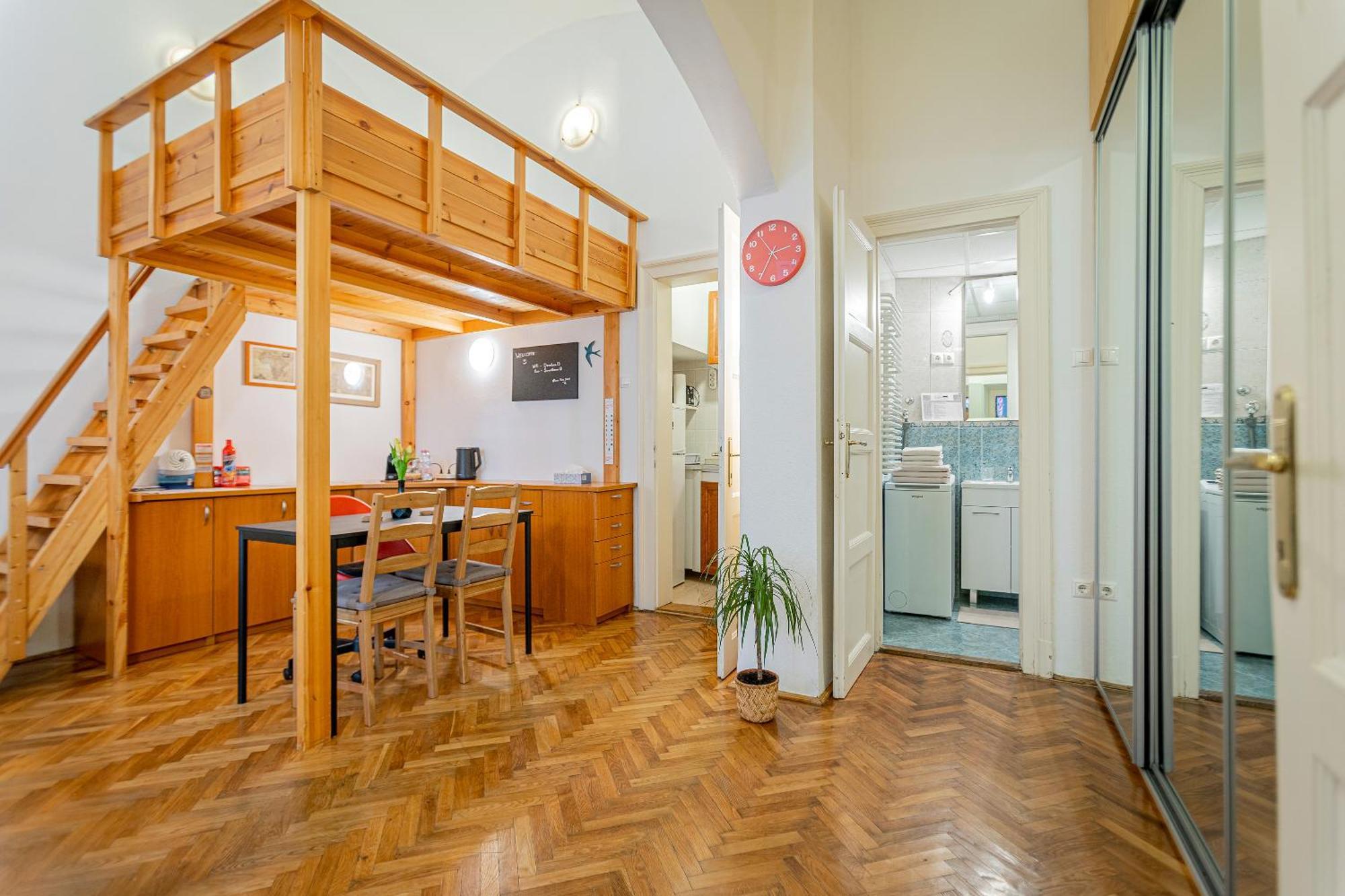 Dorotea - Cosy Home In The Heart Of Budapest Eksteriør billede